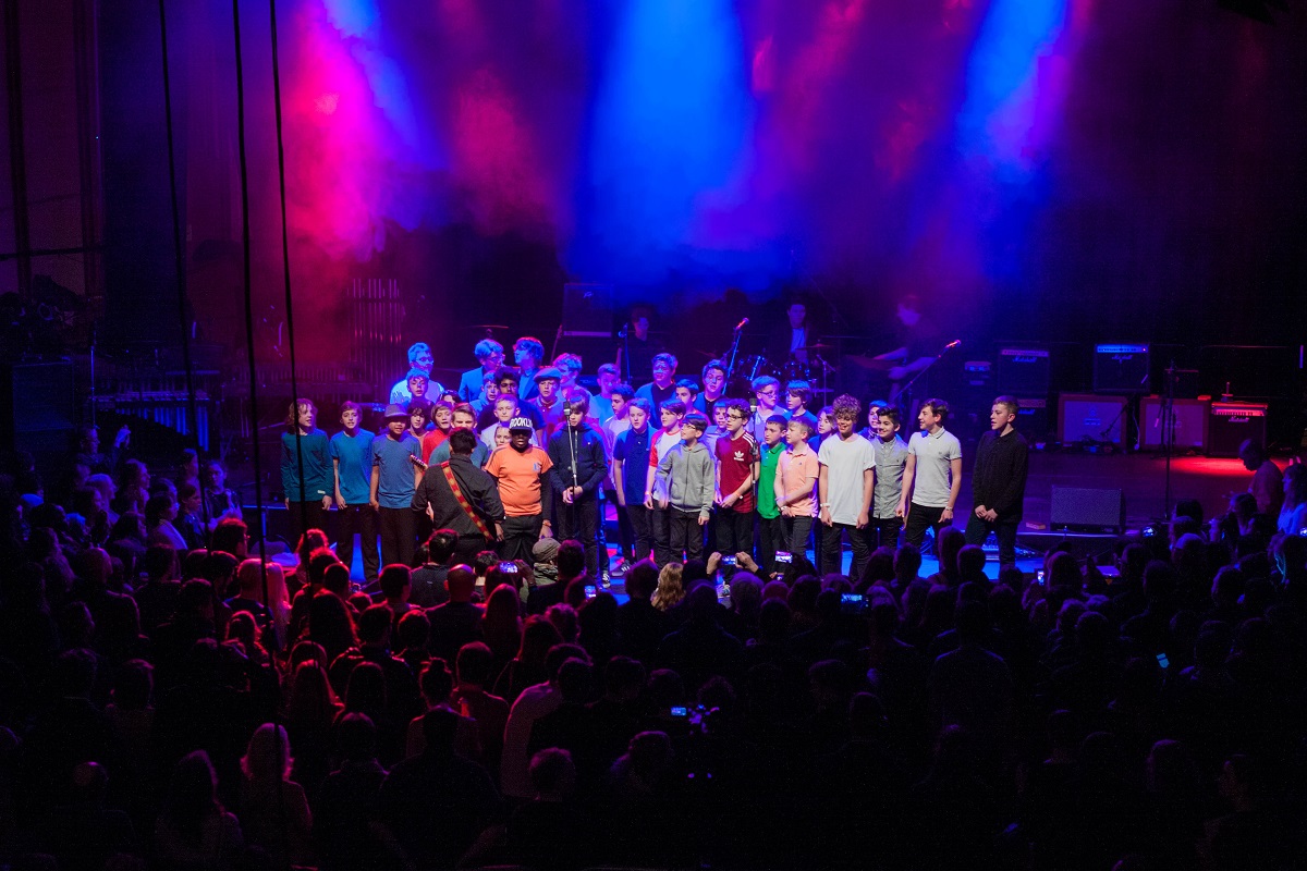 Our future city: children choir