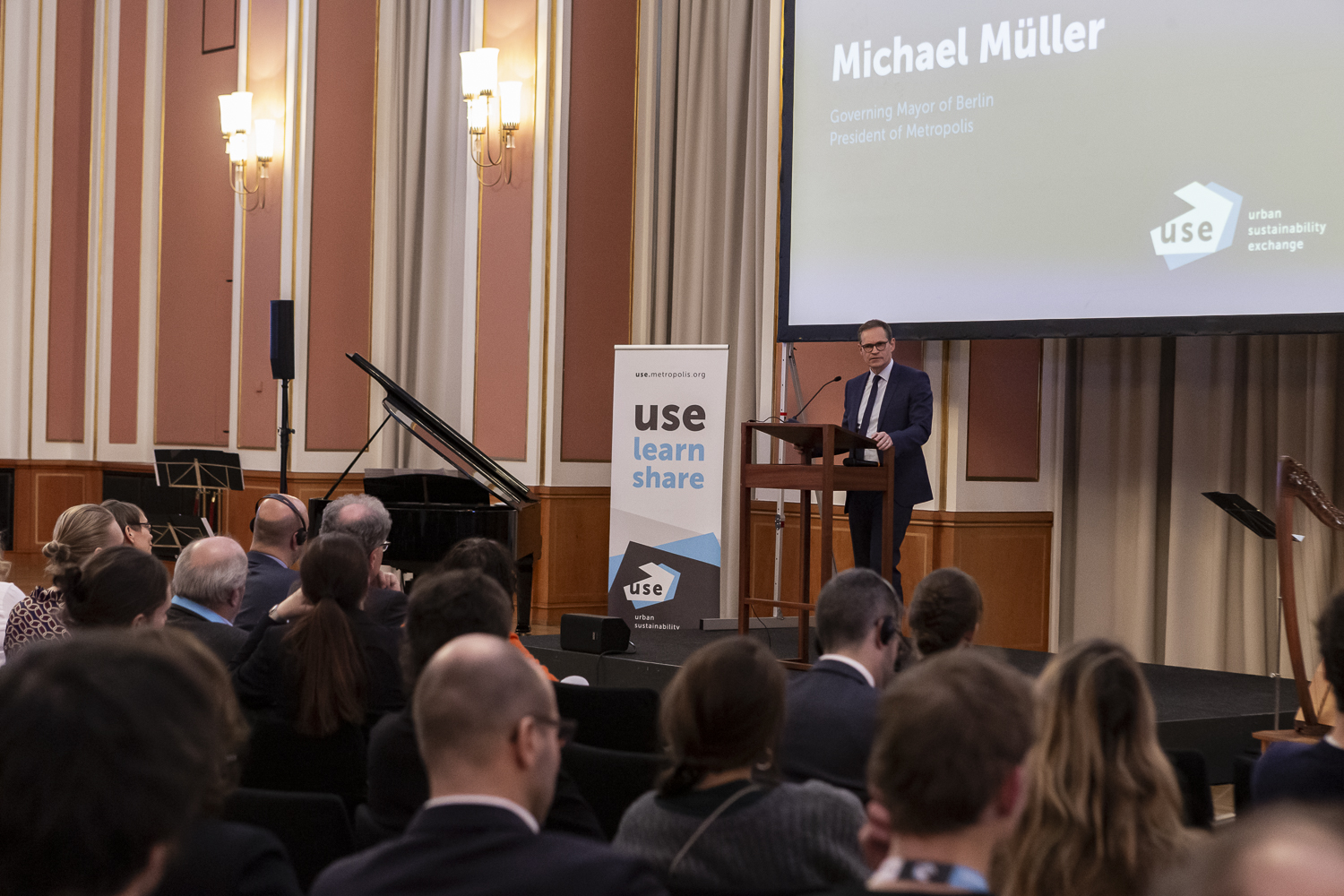 Berlin Governing Mayor and Metropolis President Michael Müller at use.learn.share event