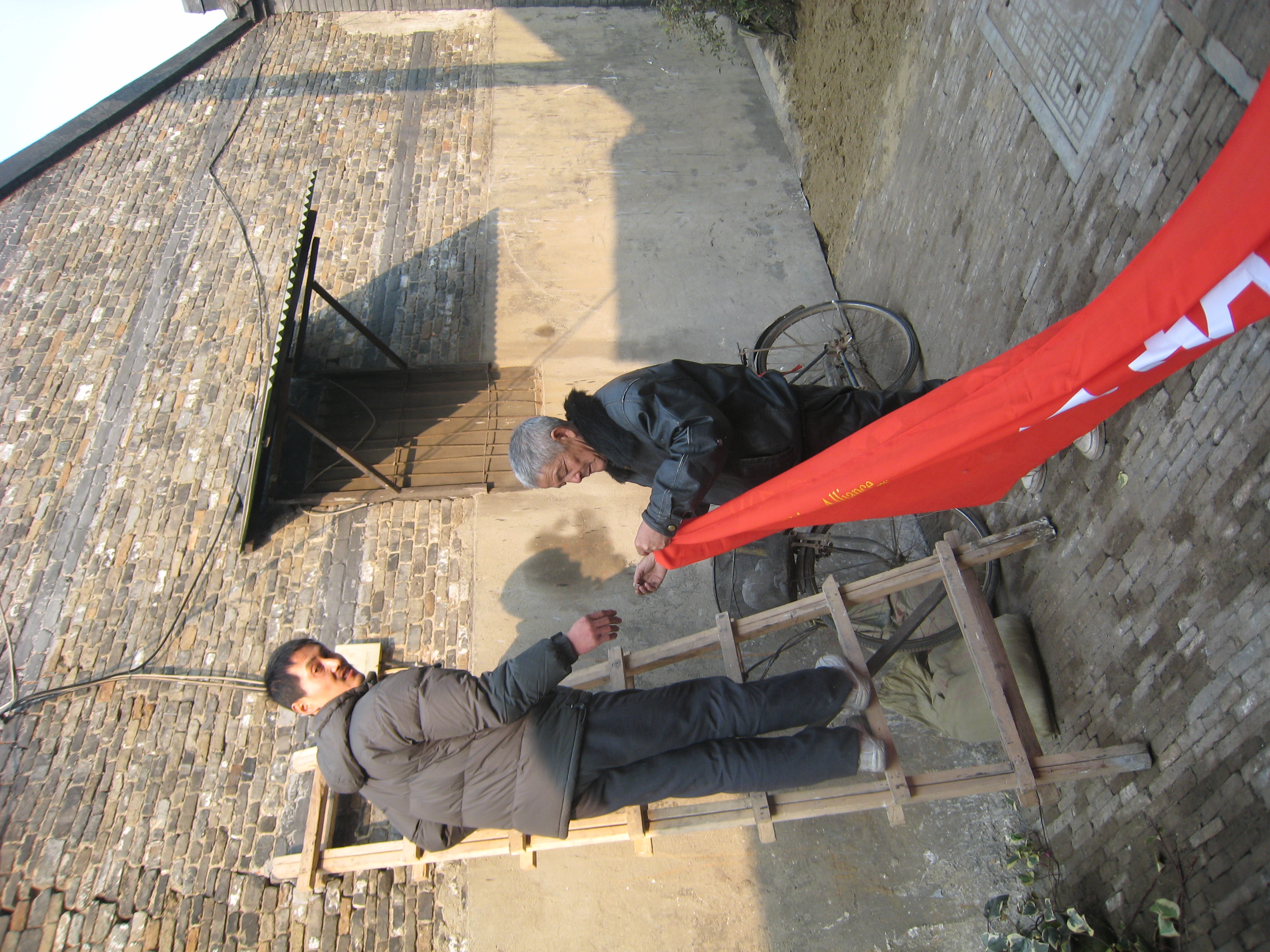 inhabitants in the Old city ofYangzhou