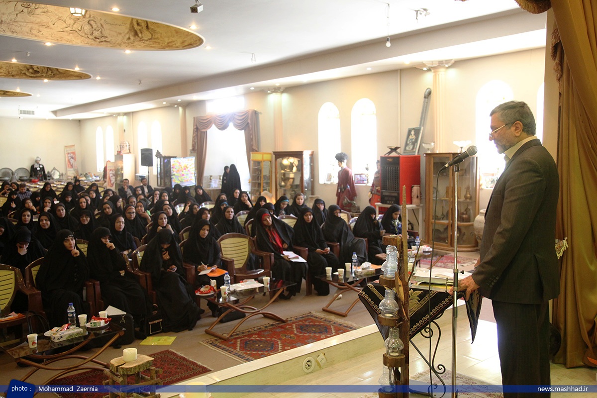 Meeting of Young Women and the Mayor