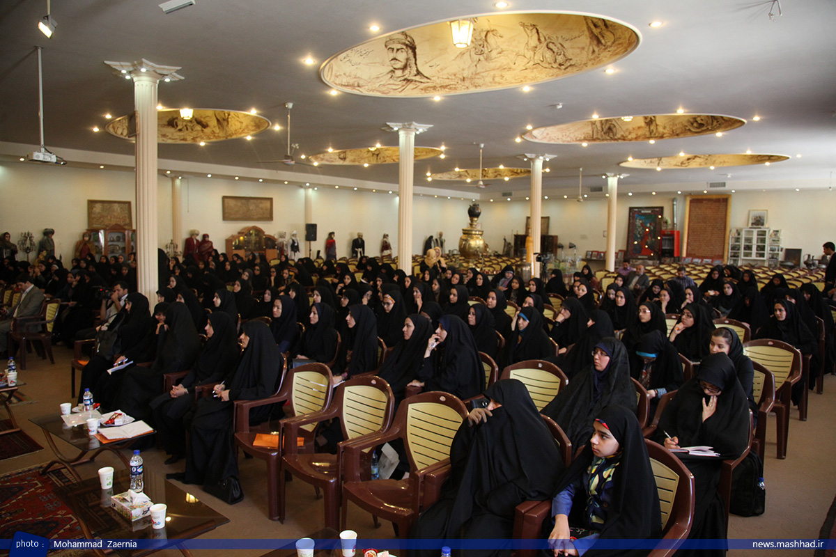 Meeting of Young Women and the Mayor